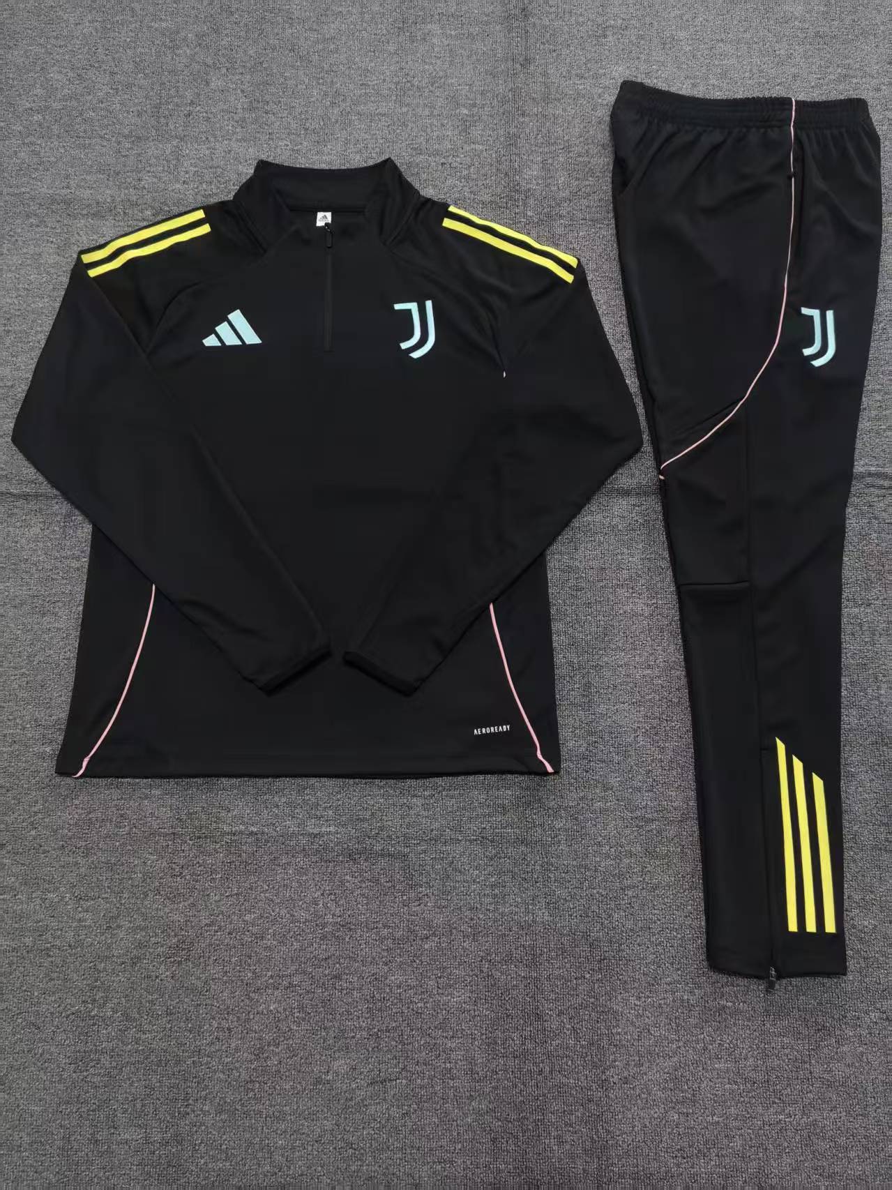Kids Juventus Training Tracksuits 25/26 Football Kit Soccer Jersey