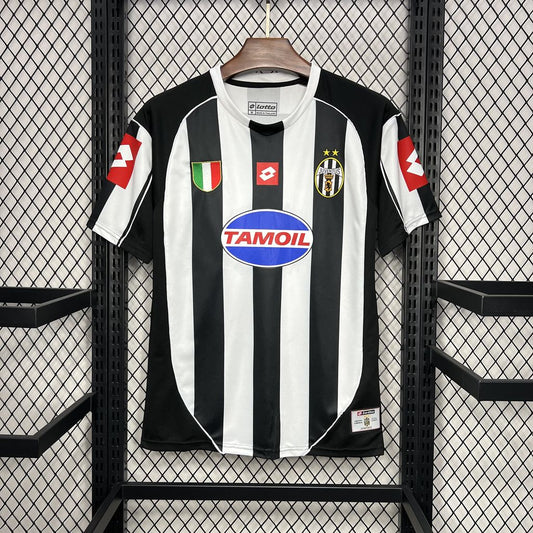 Retro Juventus Home Kit 2002/03 Football Jersey