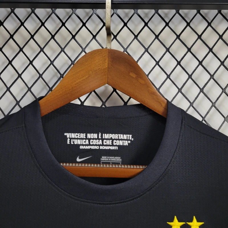 Retro Juventus Away Kit 12/13 Football Jersey