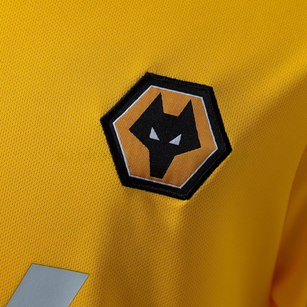 Retro Wolves Home Jersey 2018-19 Football Kit Soccer Shirt