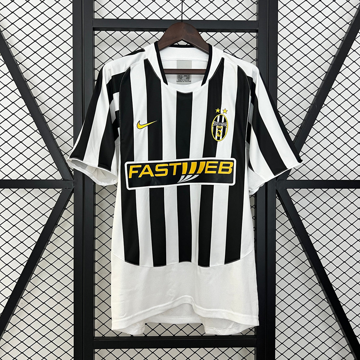 Retro Juventus Jersey 2003-04 Home Football Kit Soccer Jersey