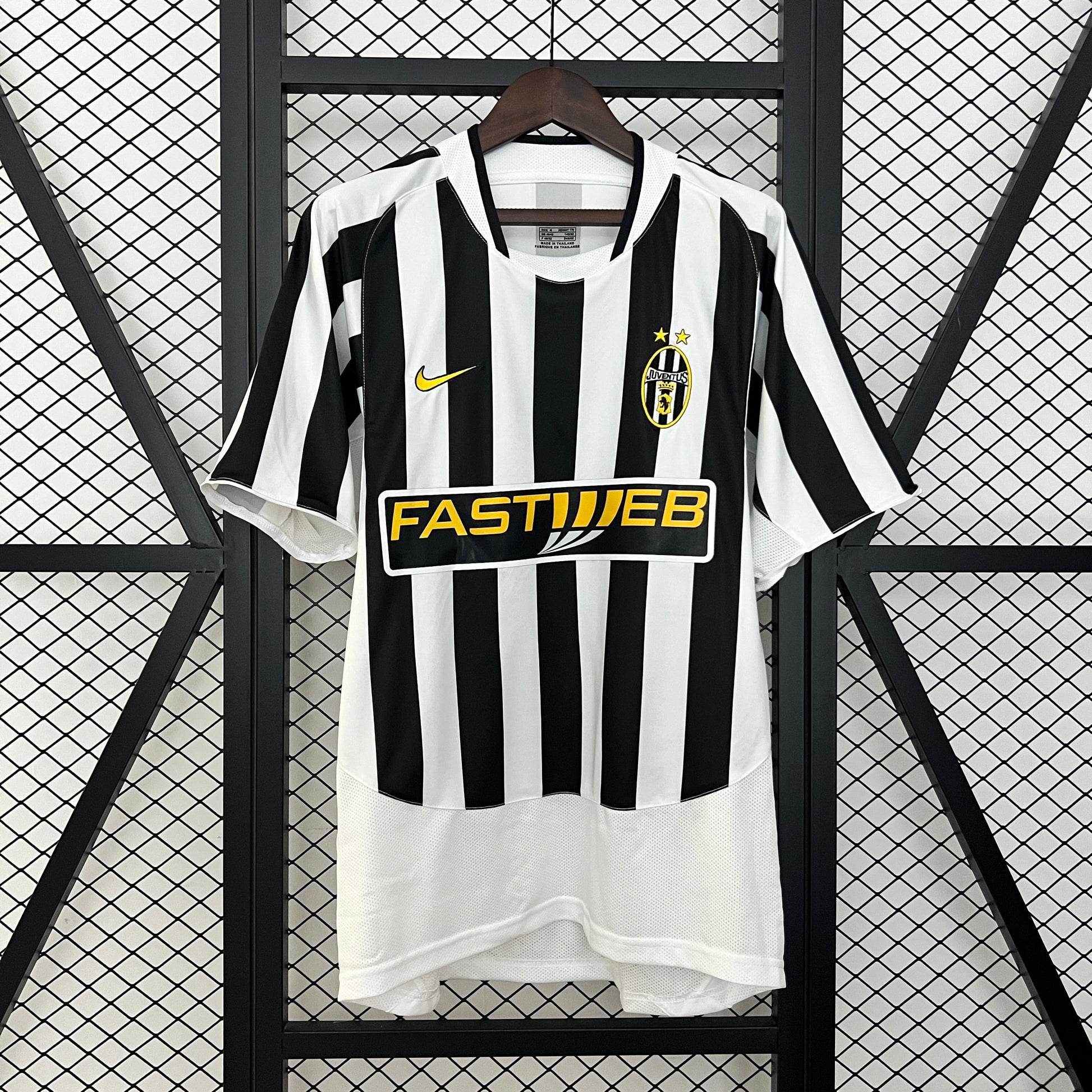 Retro Juventus Jersey 2003-04 Home Football Kit Soccer Jersey
