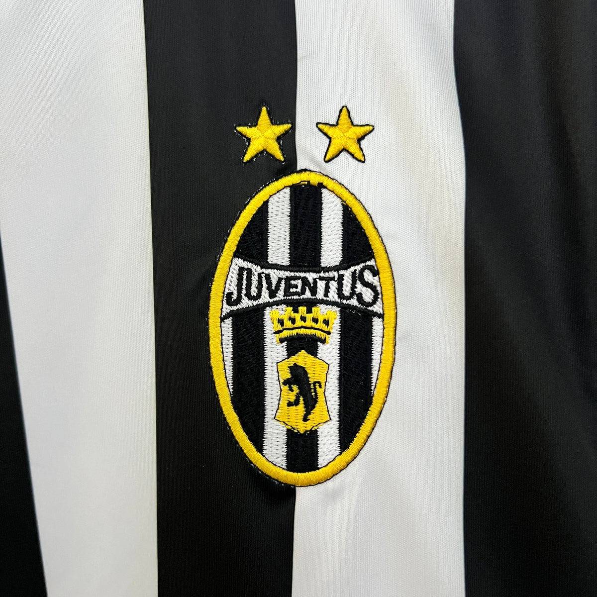 Retro Juventus Jersey 2003-04 Home Football Kit Soccer Jersey