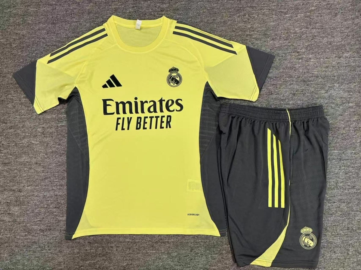 Kids Real Madrid Training Tracksuits 25/26 Football Kit Soccer Jersey