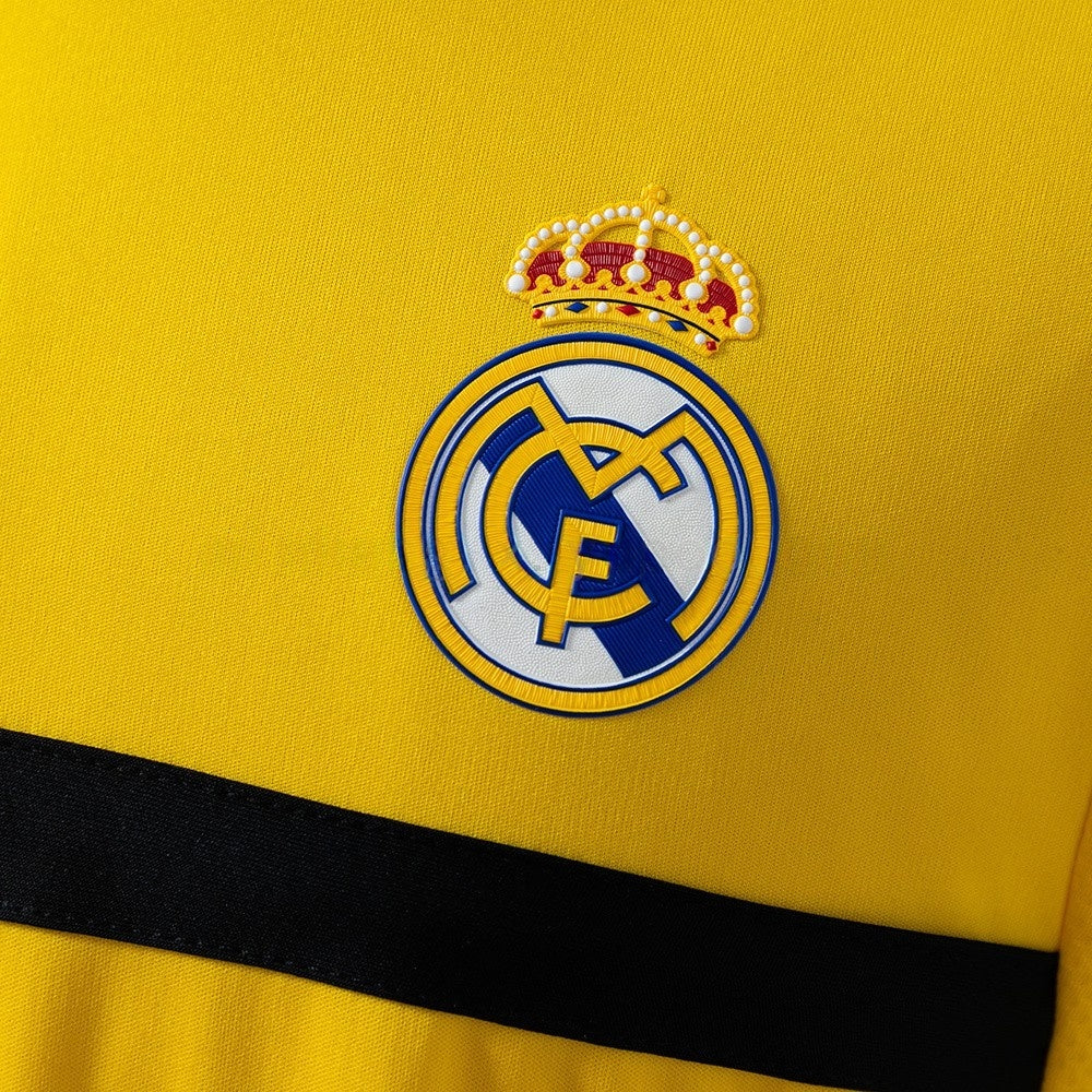 Real Madrid Jersey 2011/12 Goalkeeper  Retro Football Kit