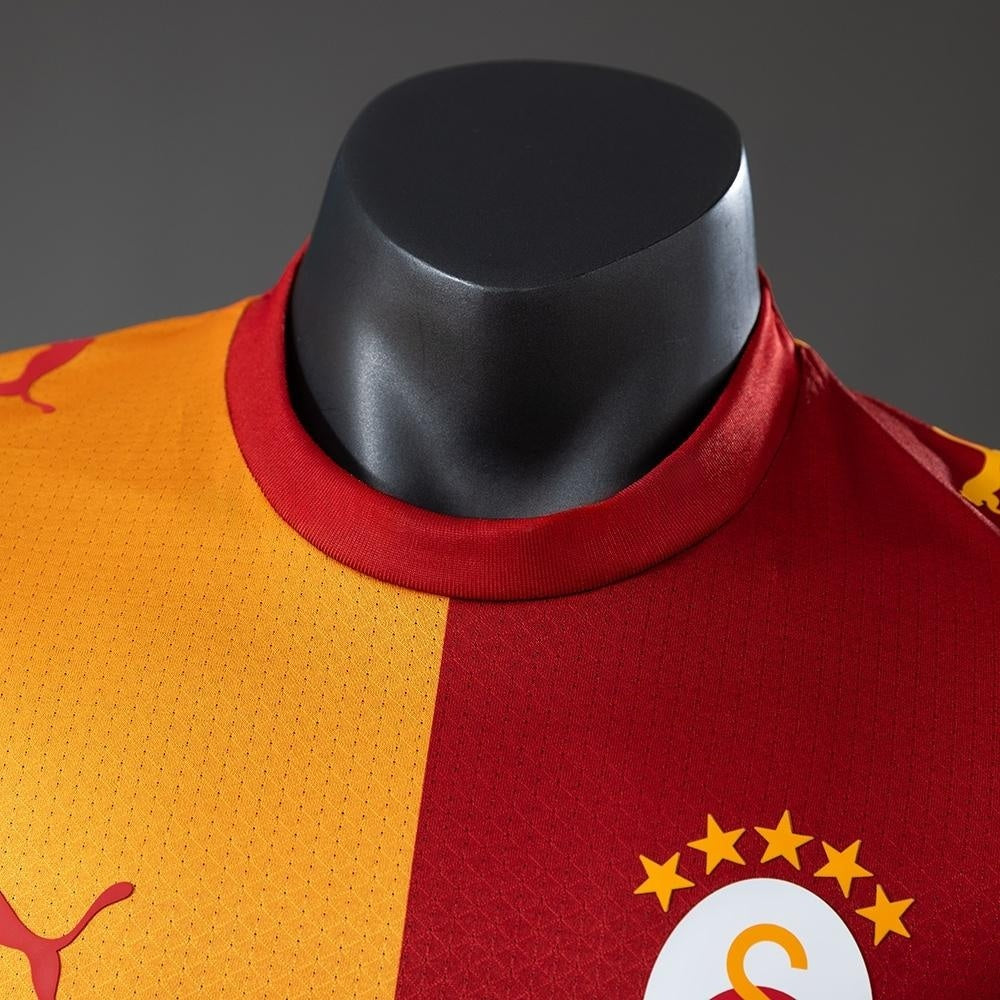 Player Version Galatasaray Home Jersey 2026-2027 Football Kit Soccer Shirt