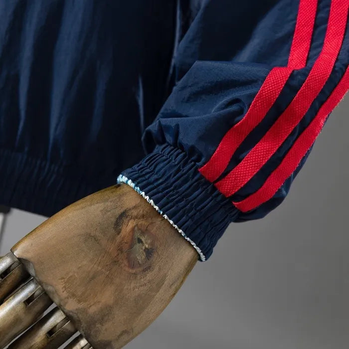 Bayern Munich Windbreaker 2025/26 Reversible Football Kit