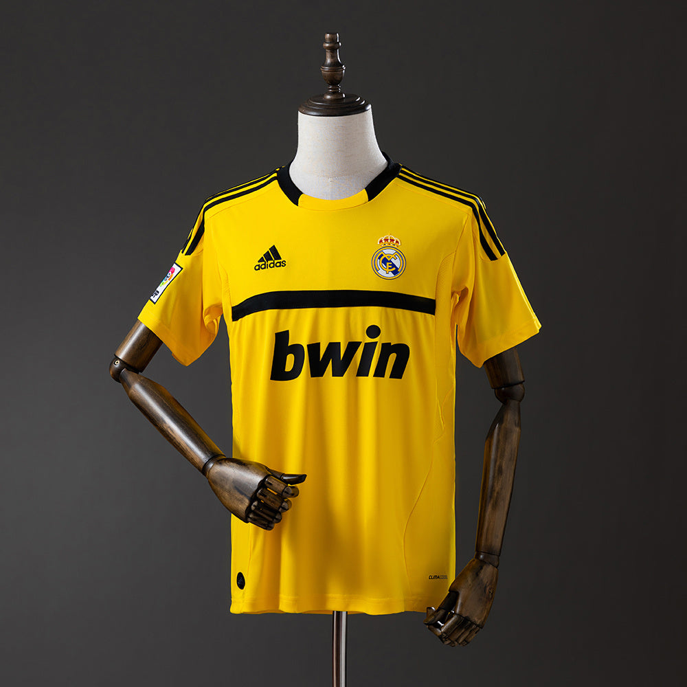 Real Madrid Jersey 2011/12 Goalkeeper  Retro Football Kit