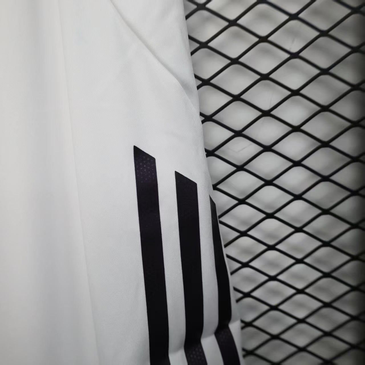 Player Version Manchester United Shorts 25/26 White Football Kit Soccer Shorts