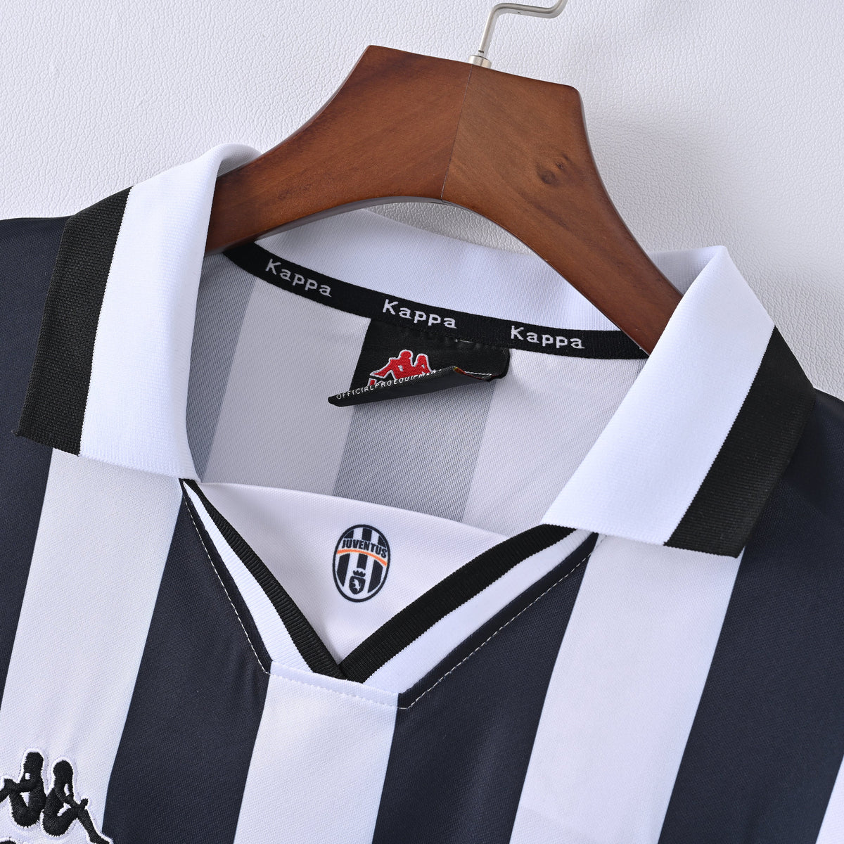 Retro Juventus Jersey 1996-97 Home Football Kit Soccer Jersey