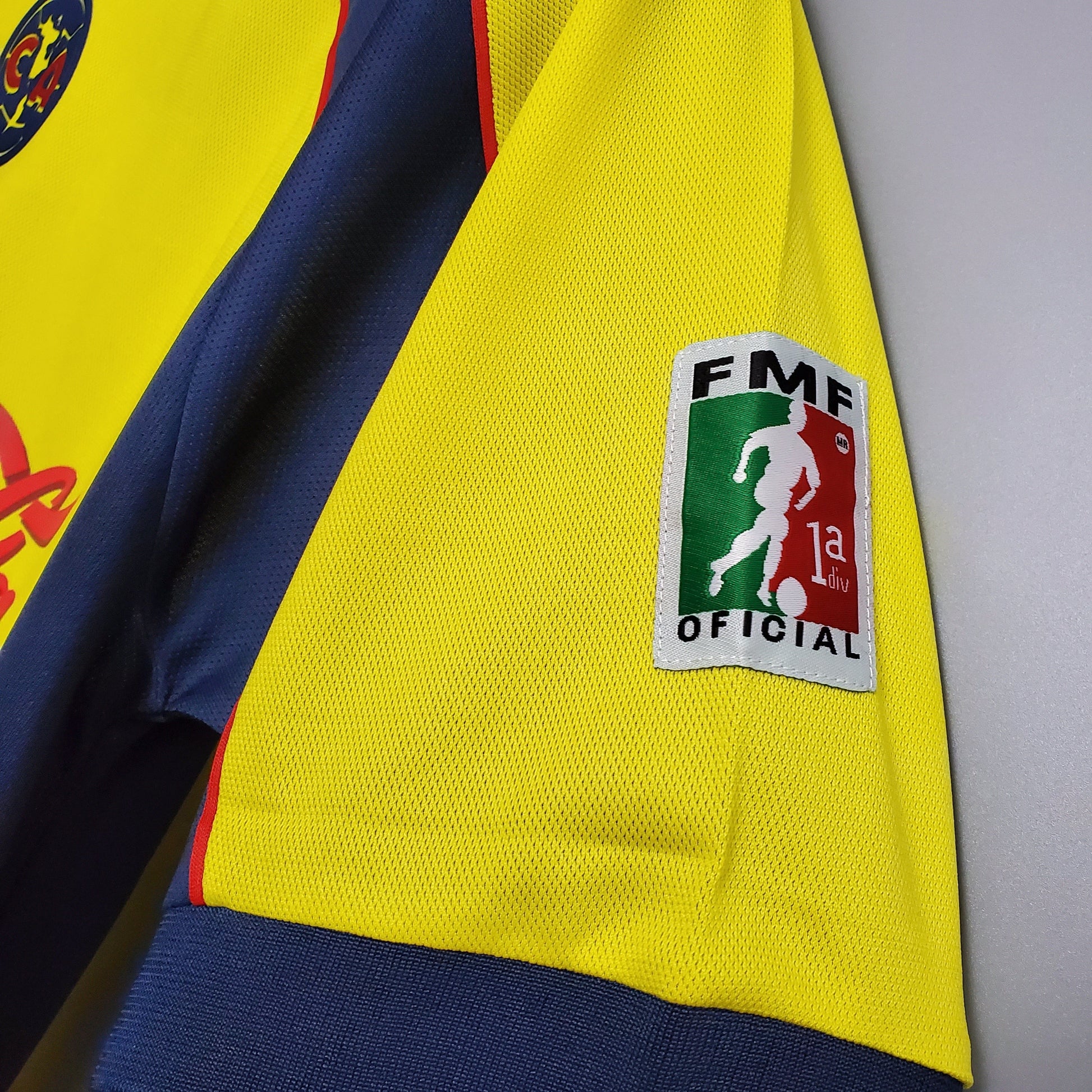 Retro Club America Jersey 2001-02 Home Yellow Football Kit Soccer Jersey