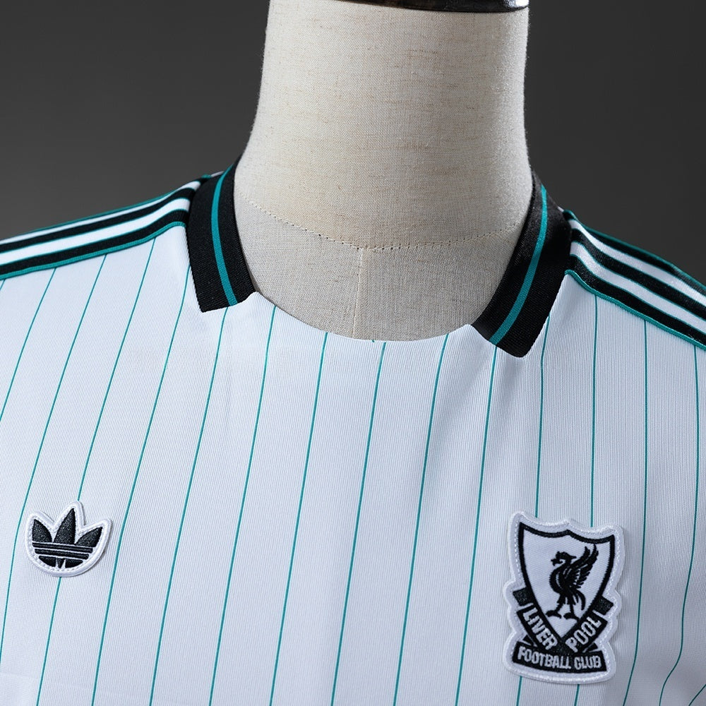 Liverpool Jersey 2025/26 Black Green Special Football Kit