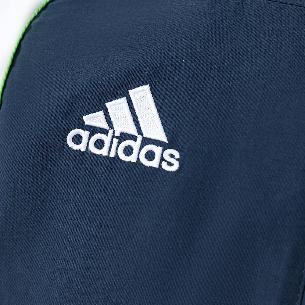 Real Madrid Windbreaker 2025-26 Navy Blue & White Football Soccer Jacket