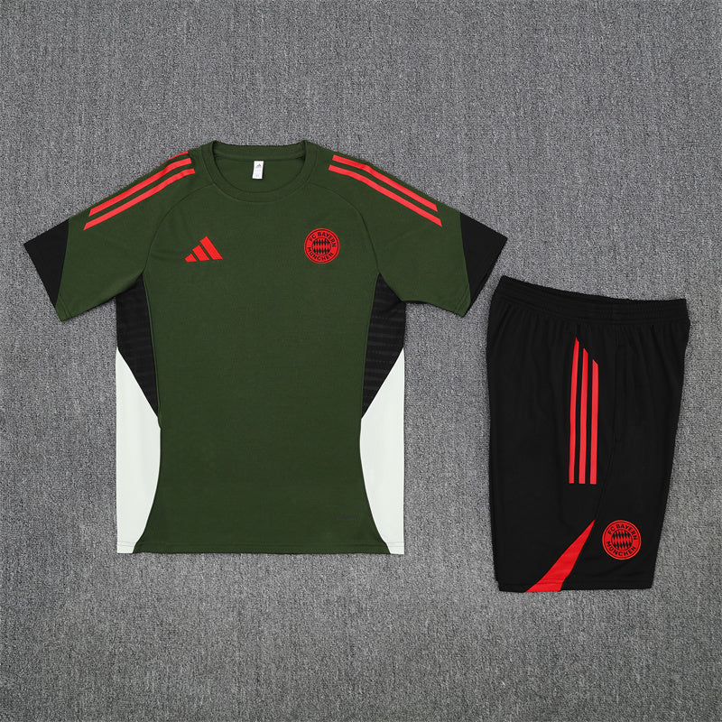 Bayern Munich Training Tracksuits 25/26 Football Kit Soccer Jersey
