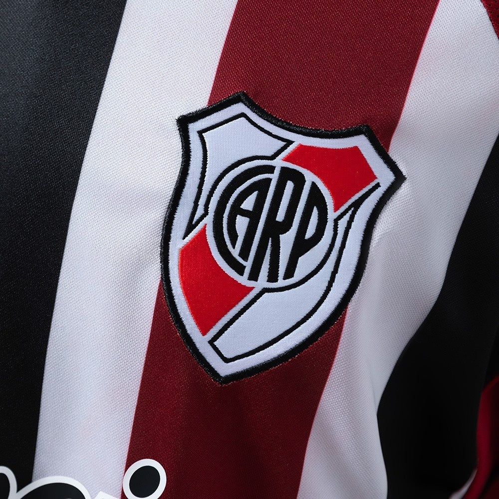 River Plate Jersey 2005-06 Away Retro Football Kit