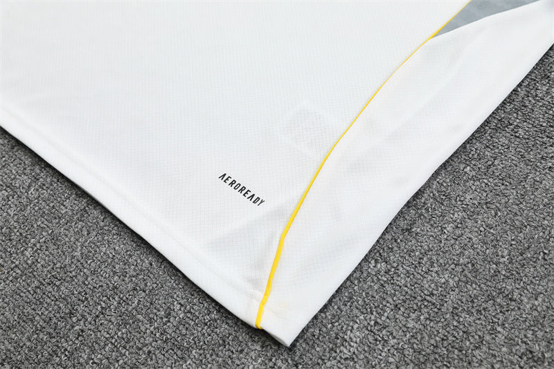 Real Madrid Training Tracksuits 25/26 Football Kit Soccer Jersey