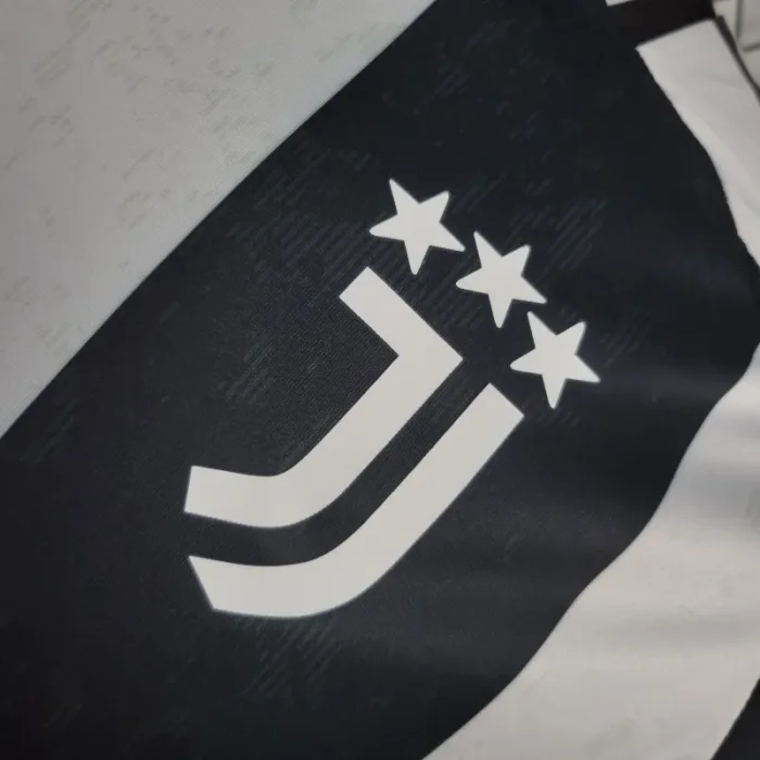 Player Juventus Home Jersey 24/25 Football Kit