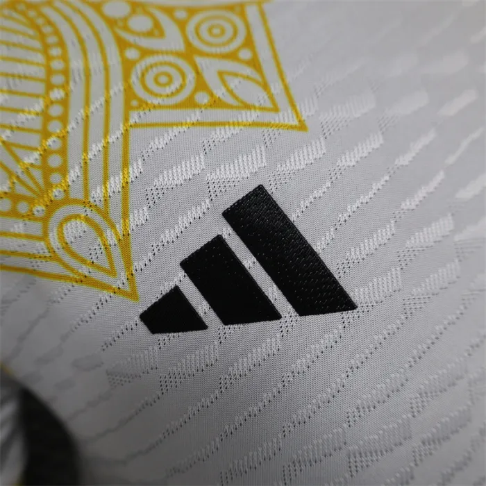 Player Real Madrid Special Kit 24/25 Football Jersey