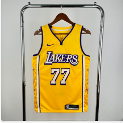 Lakers Star 77 # Dončić S-XXL